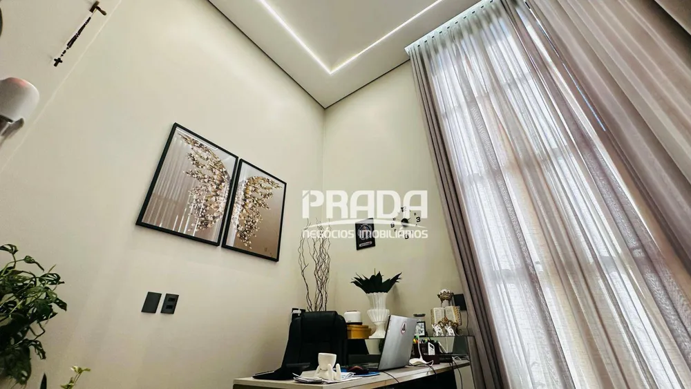 Casa, 3 quartos, 215 m² - Foto 1