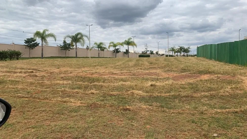 Loteamento e Condomínio, 451 m² - Foto 1