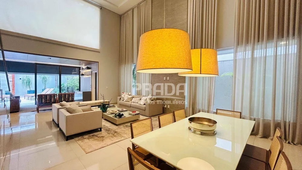 Casa, 3 quartos, 294 m² - Foto 1