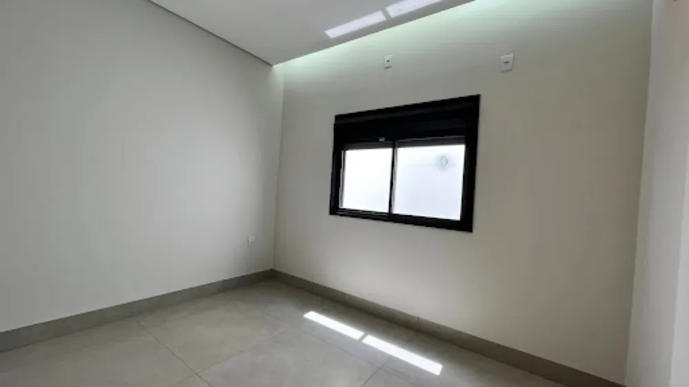 Casa, 3 quartos, 248 m² - Foto 2
