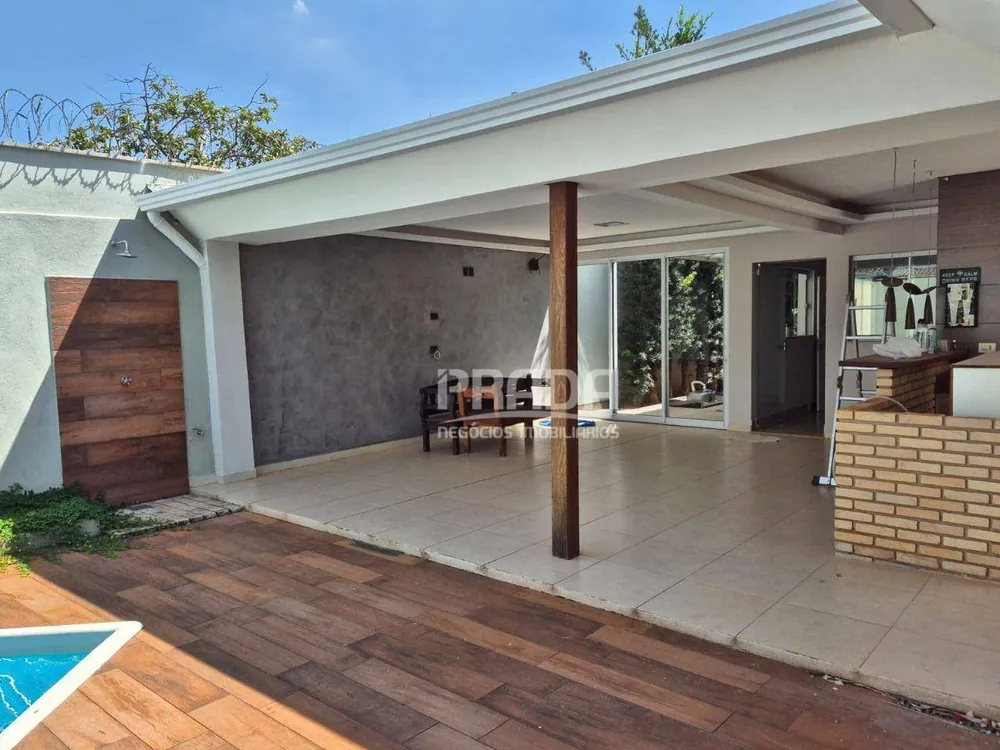 Casa, 3 quartos, 256 m² - Foto 1