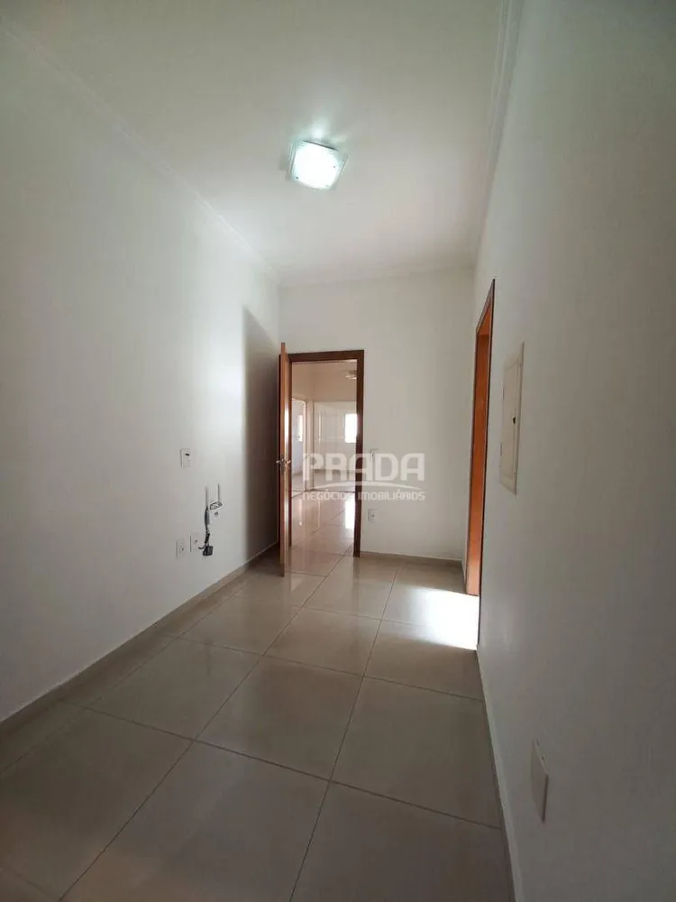 Casa, 3 quartos, 256 m² - Foto 4