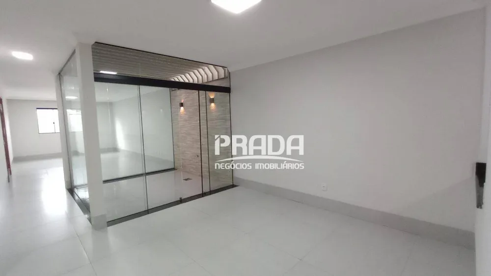 Casa, 3 quartos, 203 m² - Foto 1