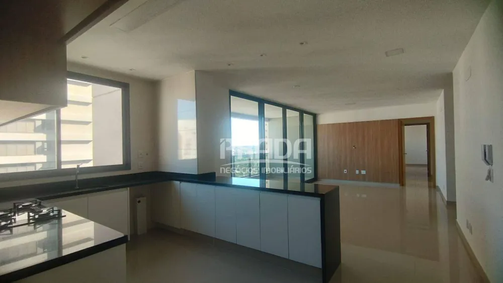 Apartamento, 3 quartos, 151 m² - Foto 1