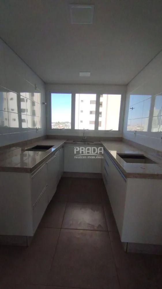 Apartamento, 3 quartos, 140 m² - Foto 5