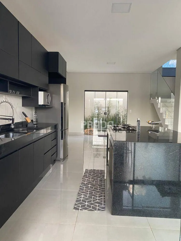 Sobrado, 4 quartos, 213 m² - Foto 4