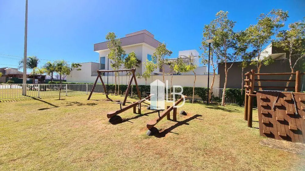 Loteamento e Condomínio, 406 m² - Foto 1