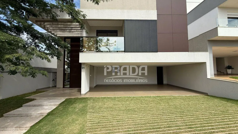 Sobrado, 3 quartos, 313 m² - Foto 1