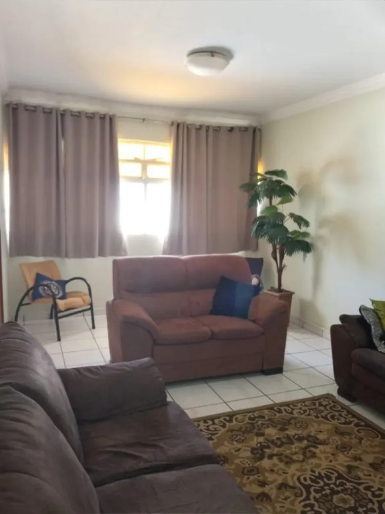 Casa, 4 quartos, 280 m² - Foto 4