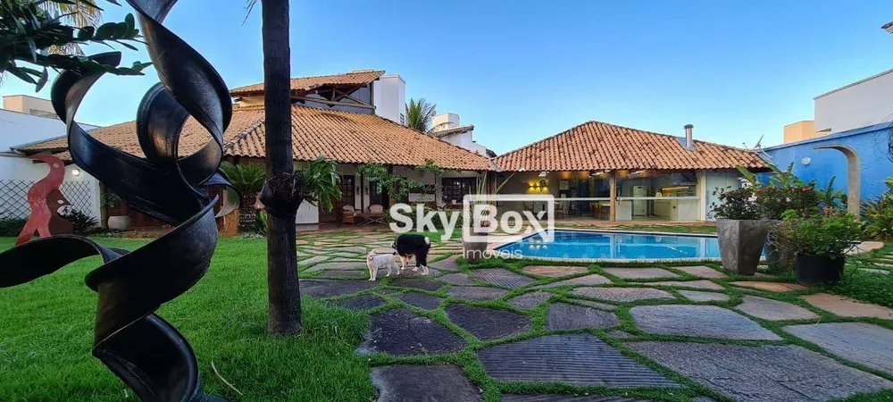 Casa, 4 quartos, 390 m² - Foto 1