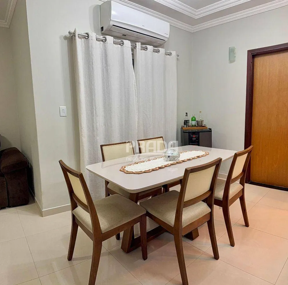 Casa, 3 quartos, 170 m² - Foto 3