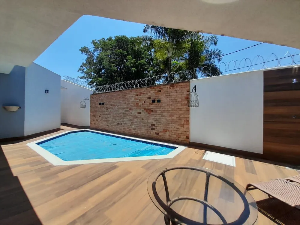 Casa, 4 quartos, 560 m² - Foto 2