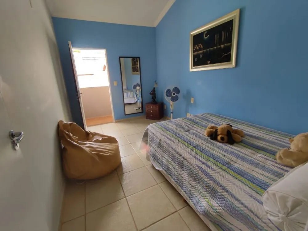 Casa, 3 quartos, 240 m² - Foto 2