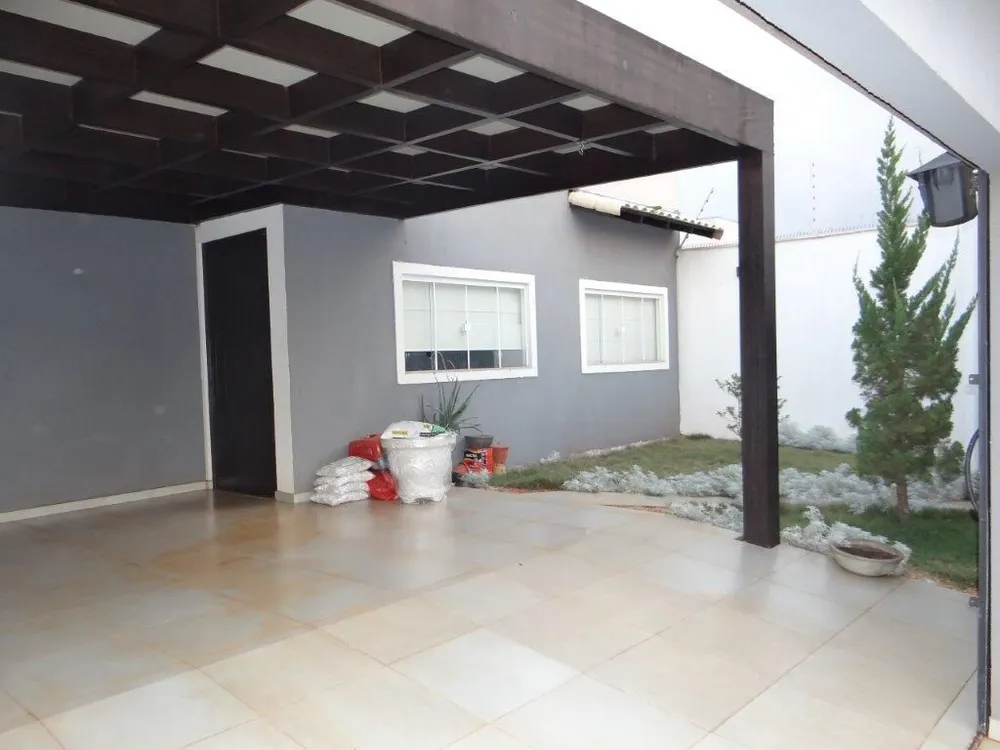 Casa, 4 quartos, 170 m² - Foto 1