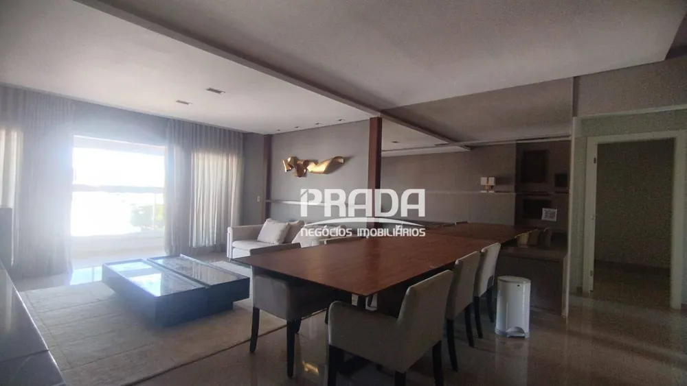 Apartamento, 3 quartos, 186 m² - Foto 1