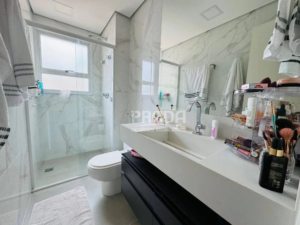 Apartamento, 3 quartos, 196 m² - Foto 4