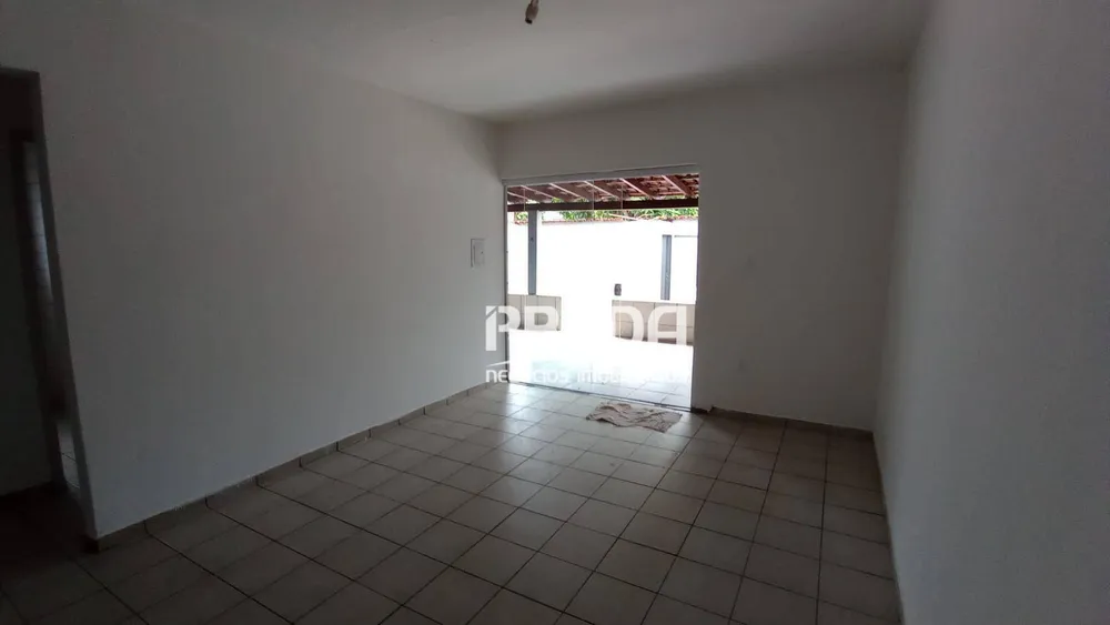 Casa, 2 quartos, 175 m² - Foto 2