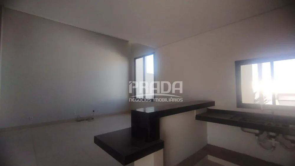 Casa, 3 quartos, 218 m² - Foto 2
