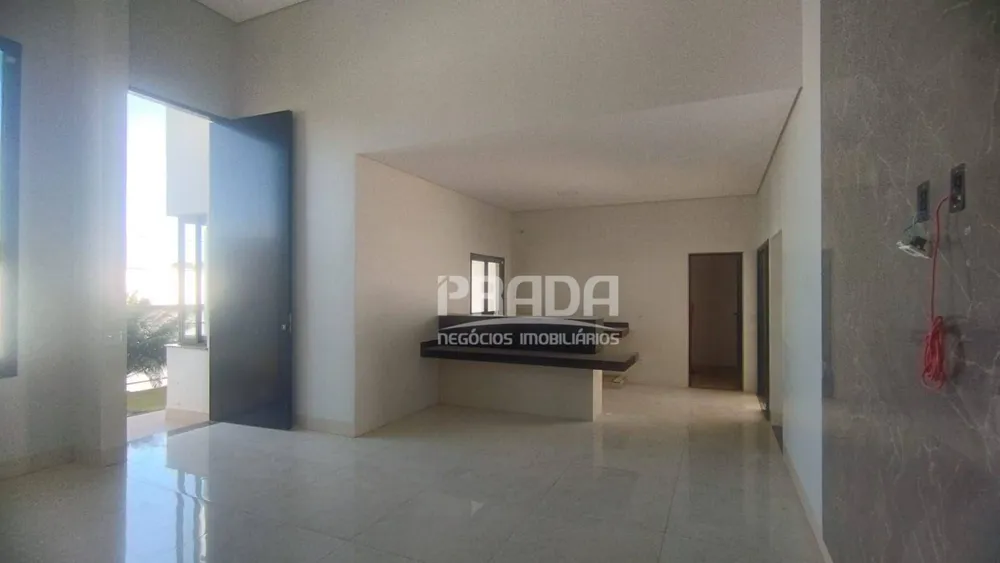 Casa, 3 quartos, 218 m² - Foto 1