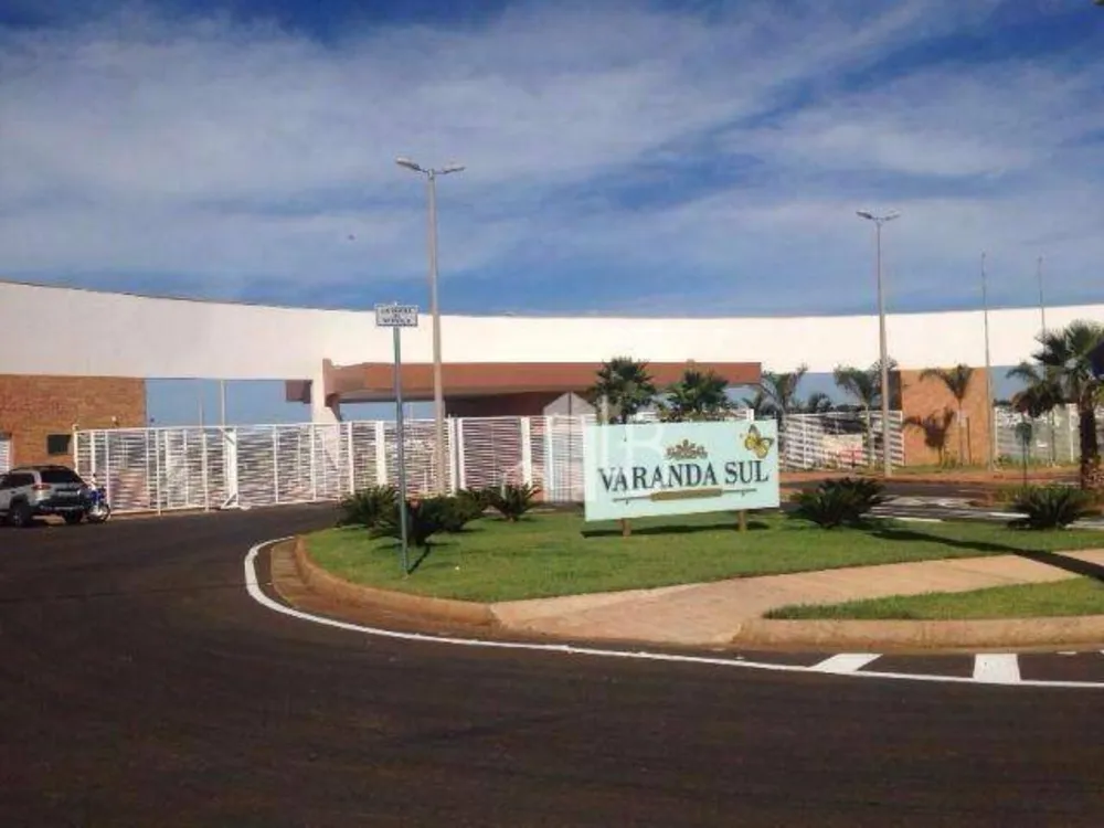 Loteamento e Condomínio, 738 m² - Foto 3