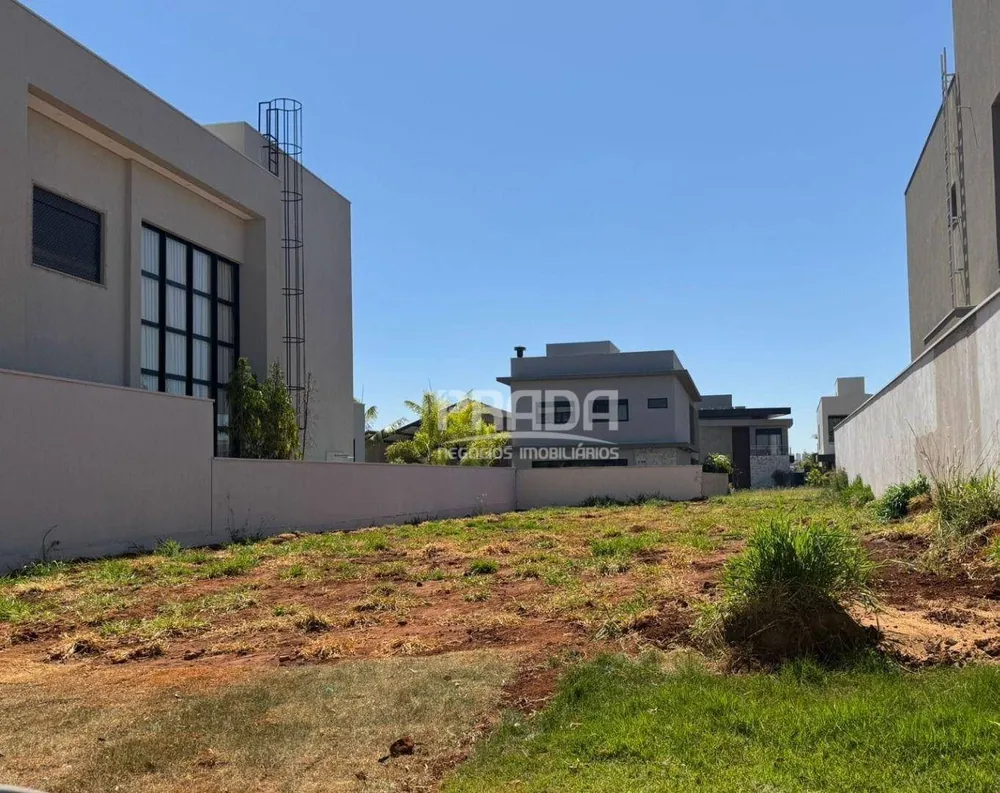 Loteamento e Condomínio, 408 m² - Foto 1