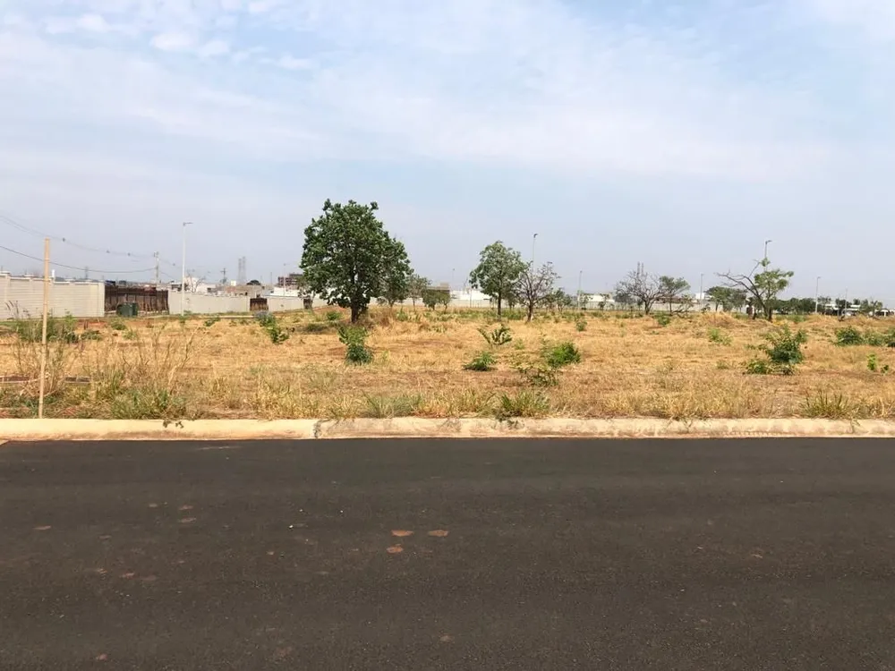 Loteamento e Condomínio, 420 m² - Foto 1