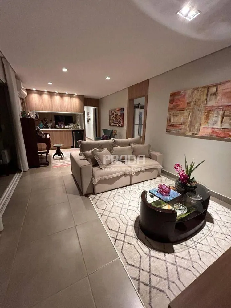 Apartamento, 3 quartos, 137 m² - Foto 1