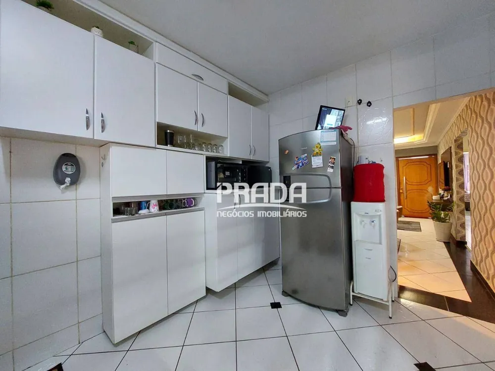 Casa, 3 quartos, 220 m² - Foto 4