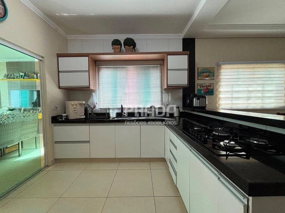 Casa, 3 quartos, 180 m² - Foto 6