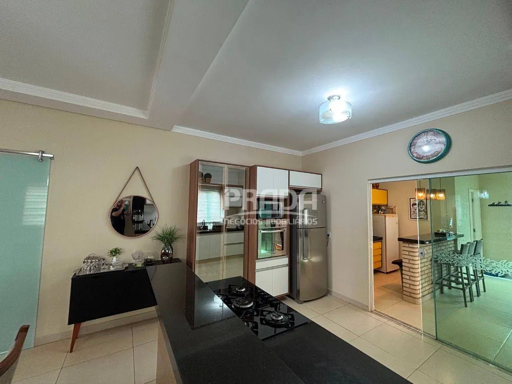 Casa, 3 quartos, 180 m² - Foto 5