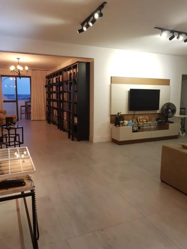Apartamento, 4 quartos, 192 m² - Foto 1
