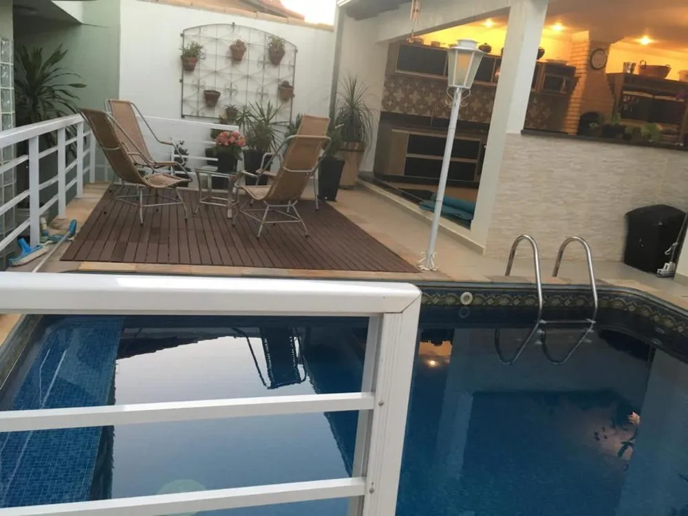 Casa, 5 quartos, 391 m² - Foto 4