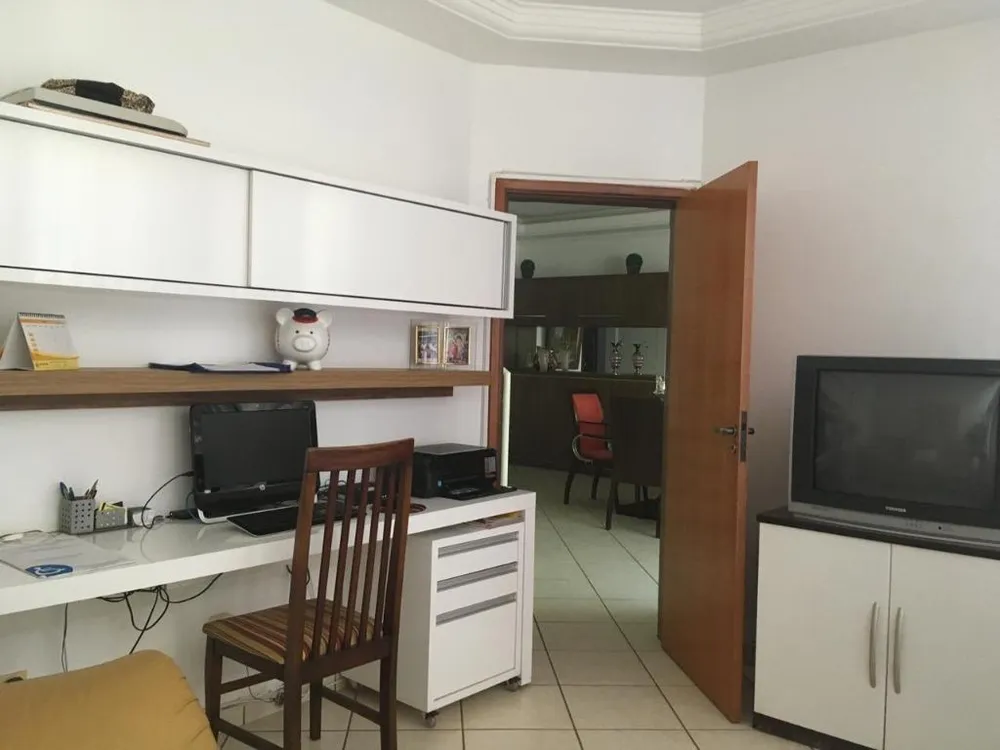 Casa, 5 quartos, 391 m² - Foto 9
