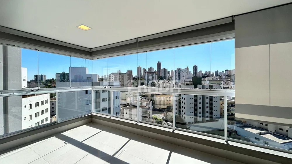 Apartamento, 3 quartos, 186 m² - Foto 2