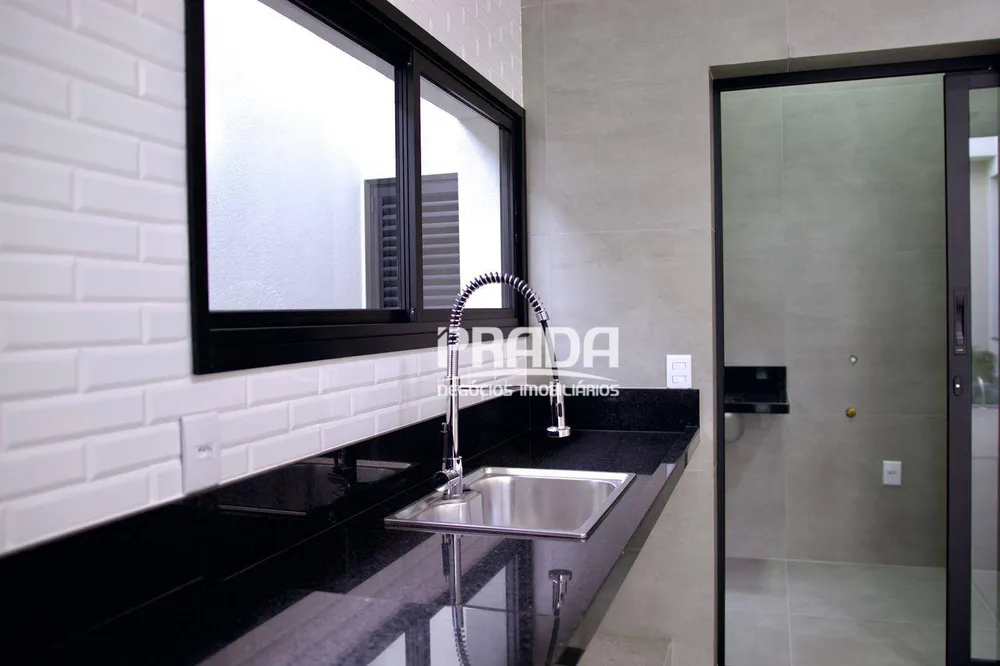 Casa, 3 quartos, 194 m² - Foto 3