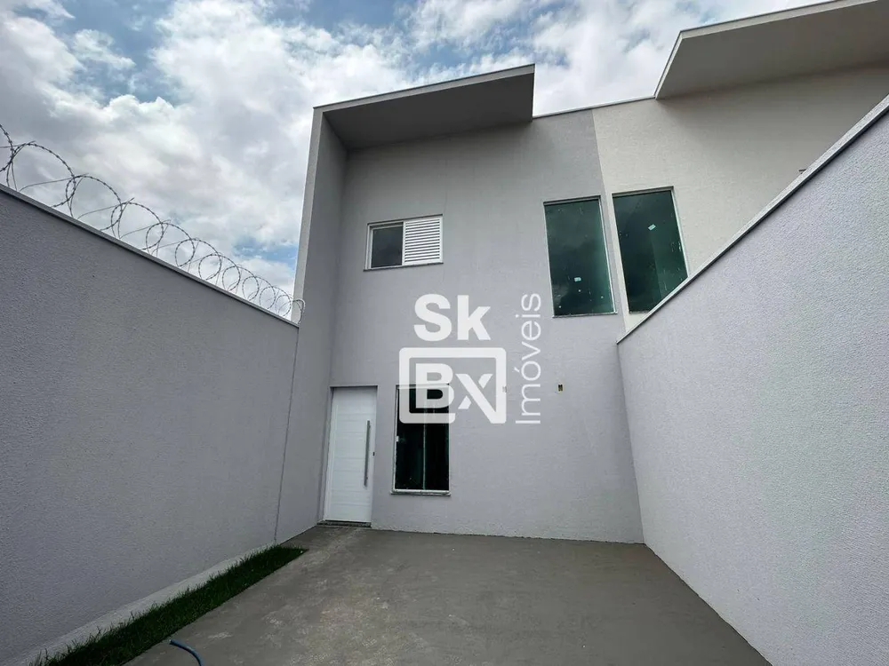 Casa, 3 quartos, 108 m² - Foto 2