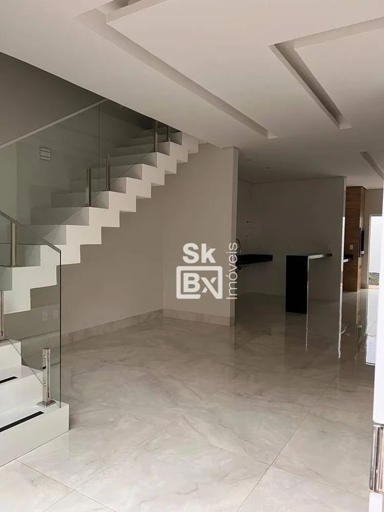 Casa, 3 quartos, 124 m² - Foto 1