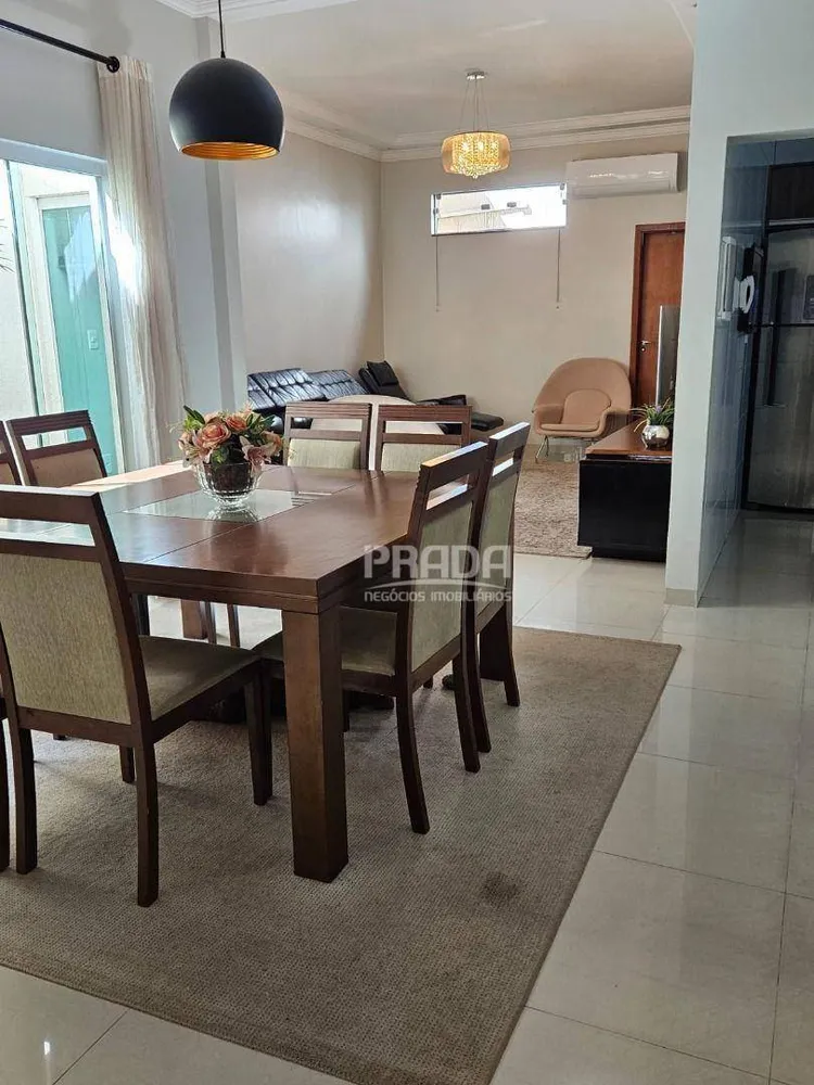 Casa, 4 quartos, 225 m² - Foto 8