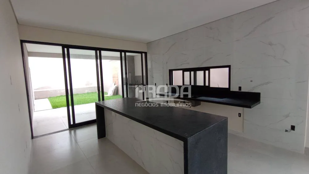 Casa, 3 quartos, 180 m² - Foto 2