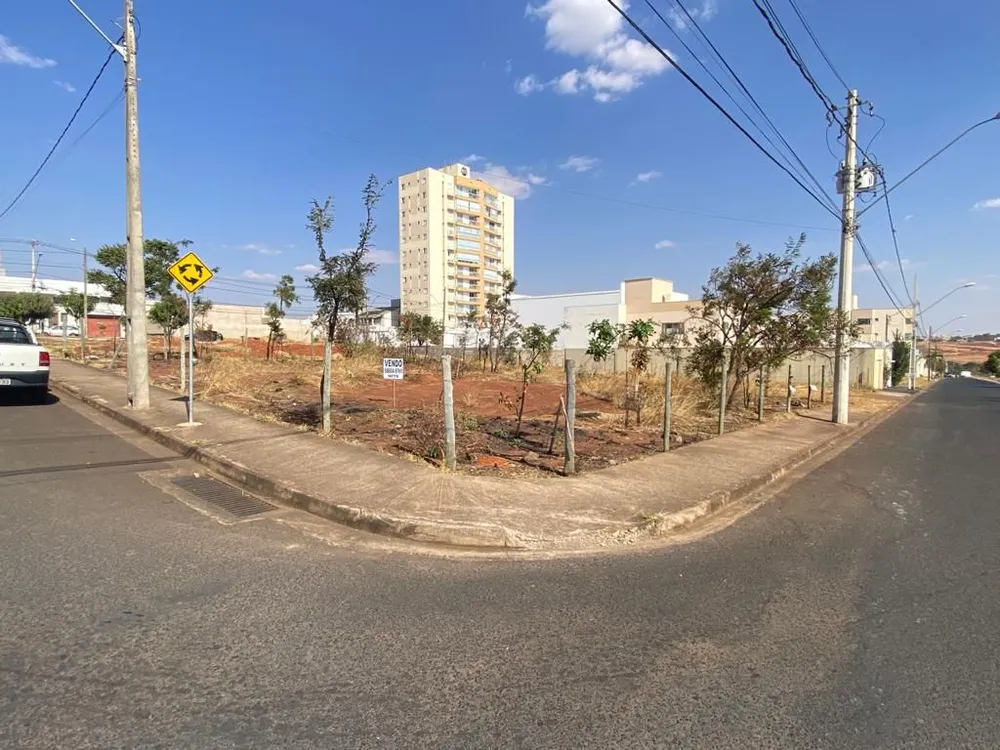 Terreno, 334 m² - Foto 1