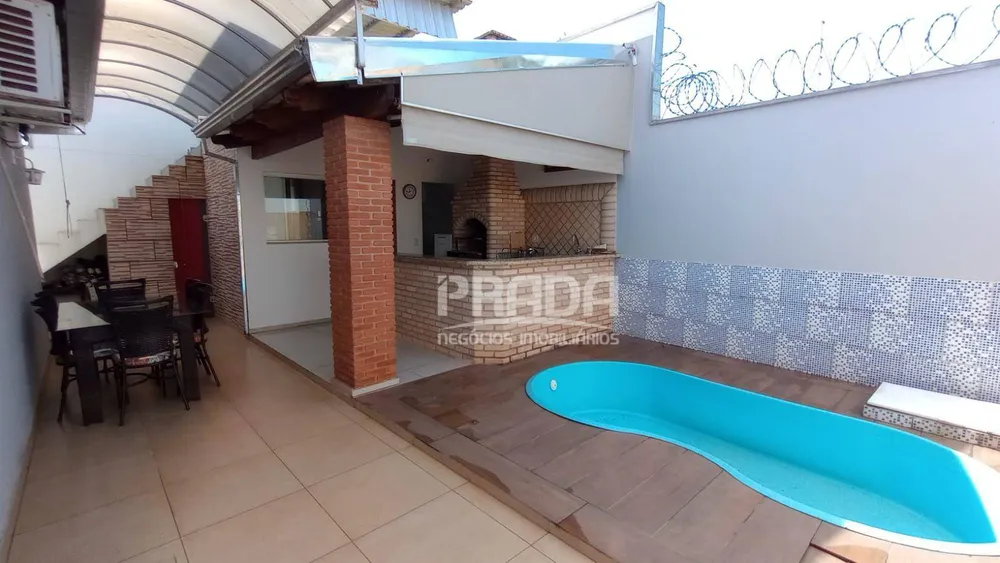 Casa, 3 quartos, 200 m² - Foto 12