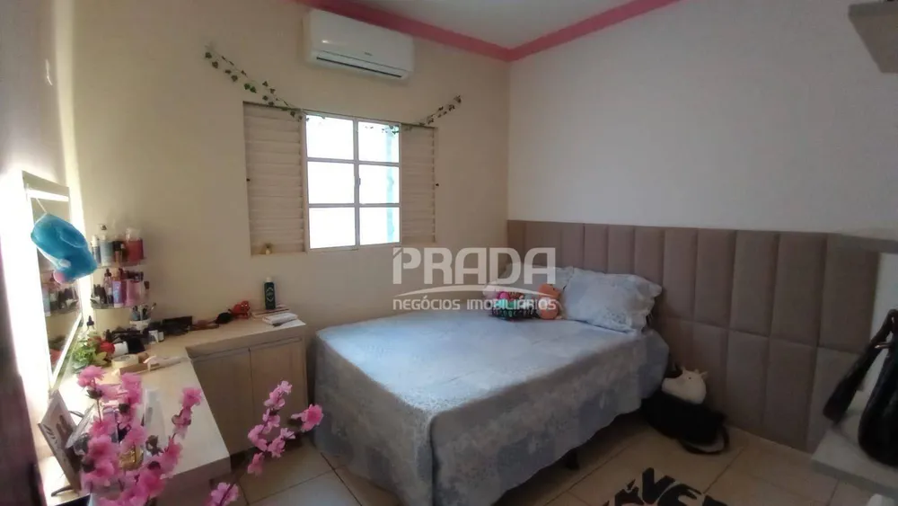 Casa, 3 quartos, 200 m² - Foto 11