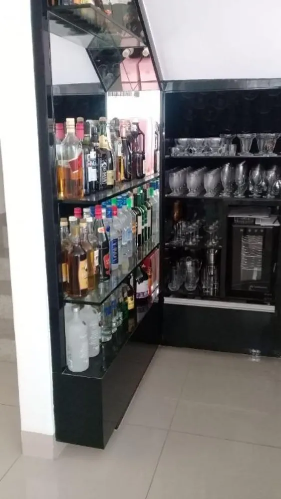 Casa, 4 quartos, 300 m² - Foto 4