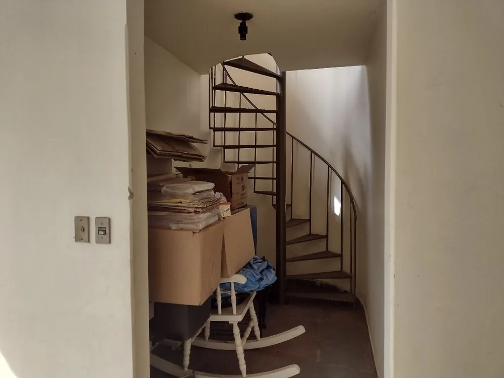 Casa, 4 quartos, 262 m² - Foto 2