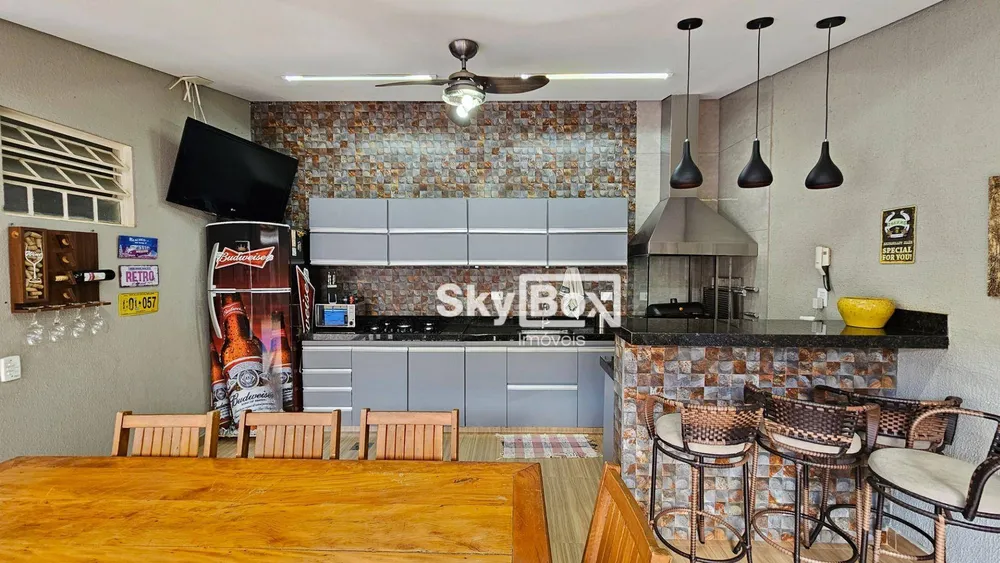 Casa, 3 quartos, 241 m² - Foto 10
