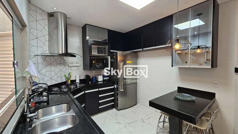 Casa, 3 quartos, 241 m² - Foto 9