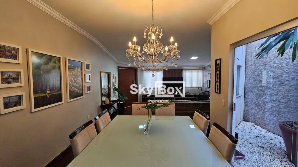 Casa, 3 quartos, 241 m² - Foto 6