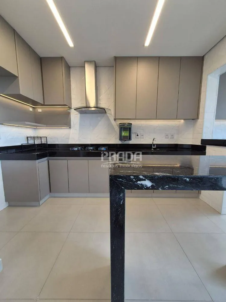 Apartamento, 3 quartos, 110 m² - Foto 2