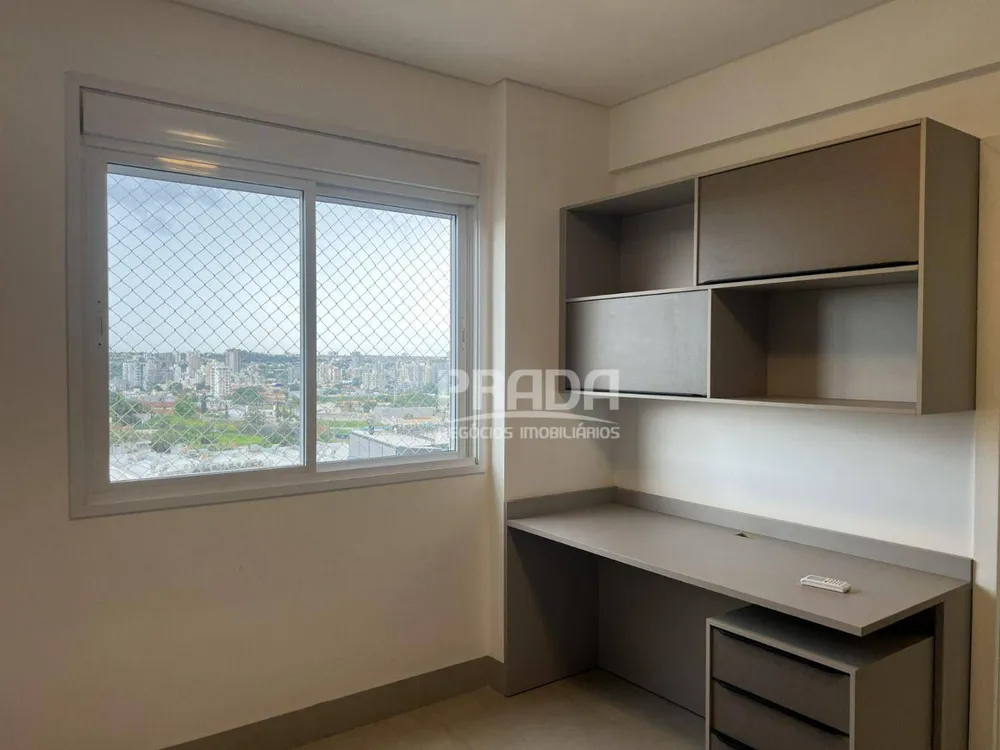 Apartamento, 3 quartos, 198 m² - Foto 2