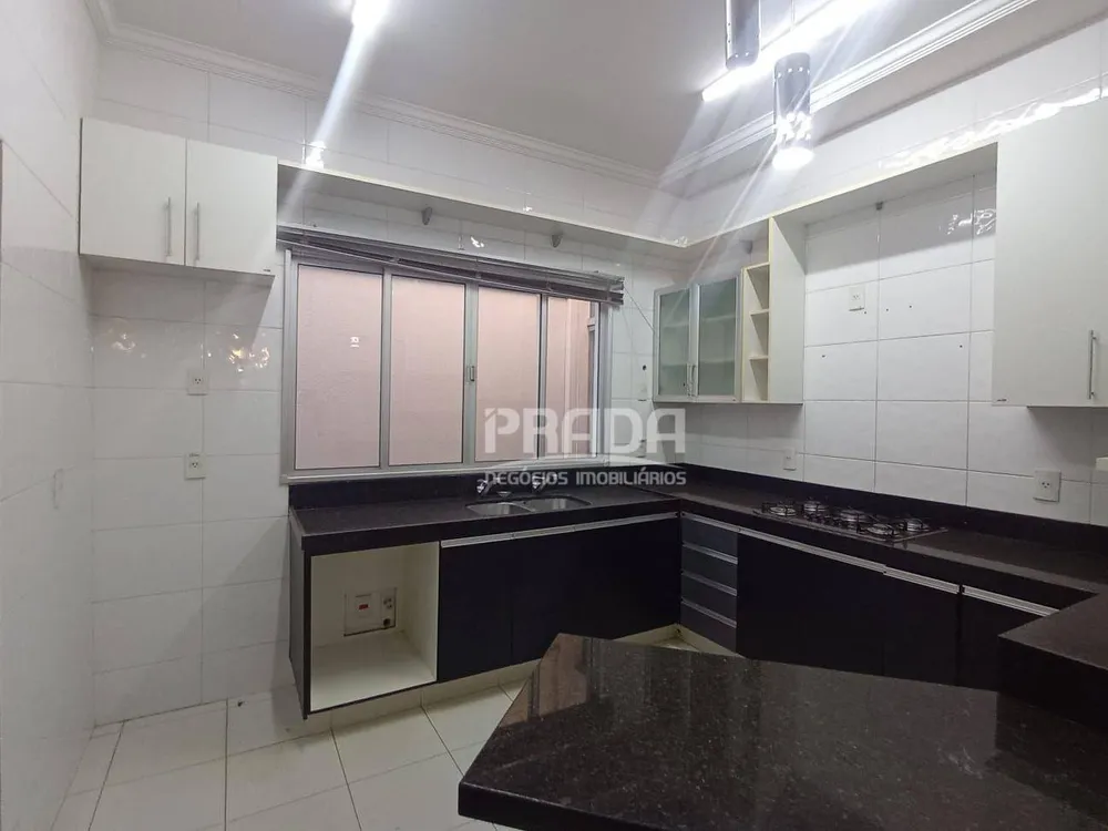 Sobrado, 3 quartos, 260 m² - Foto 2
